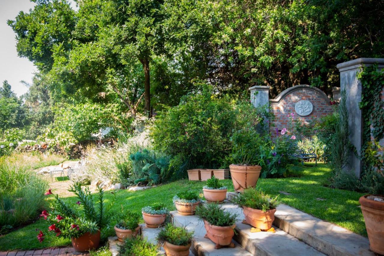 Shepherd'S Corner Guest House Johannesburg Bagian luar foto